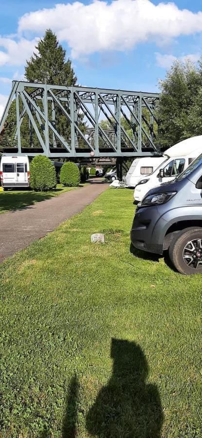 Camping Wohnwagen Standard Schiltach Dış mekan fotoğraf